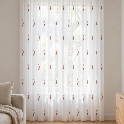 Gardine nach Maß „Tiziano“ in Rot, am Fenster