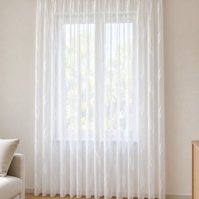 Gardine nach Maß „Venlo“, am Fenster